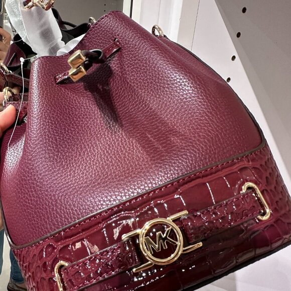 NWT!NEW!Michael Kors Reed Bucket Bag Crocodile Embbossed Leather Belted -Oxblood - Picture 10 of 15